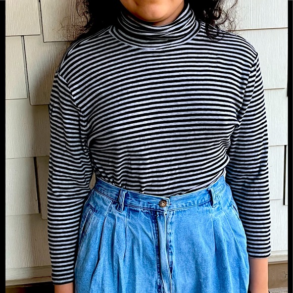 GAP Tops - Vintage Gap Grunge Turtleneck
